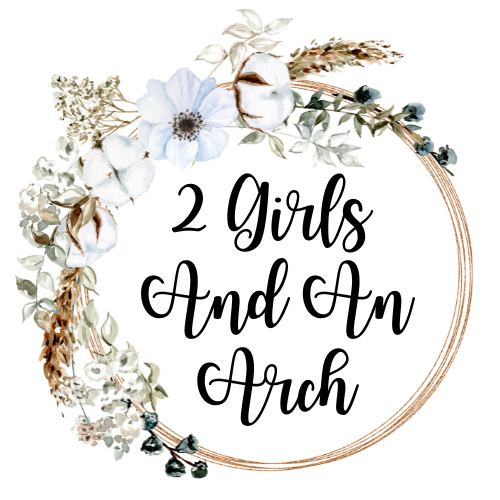 2 Girls and An Arch logo